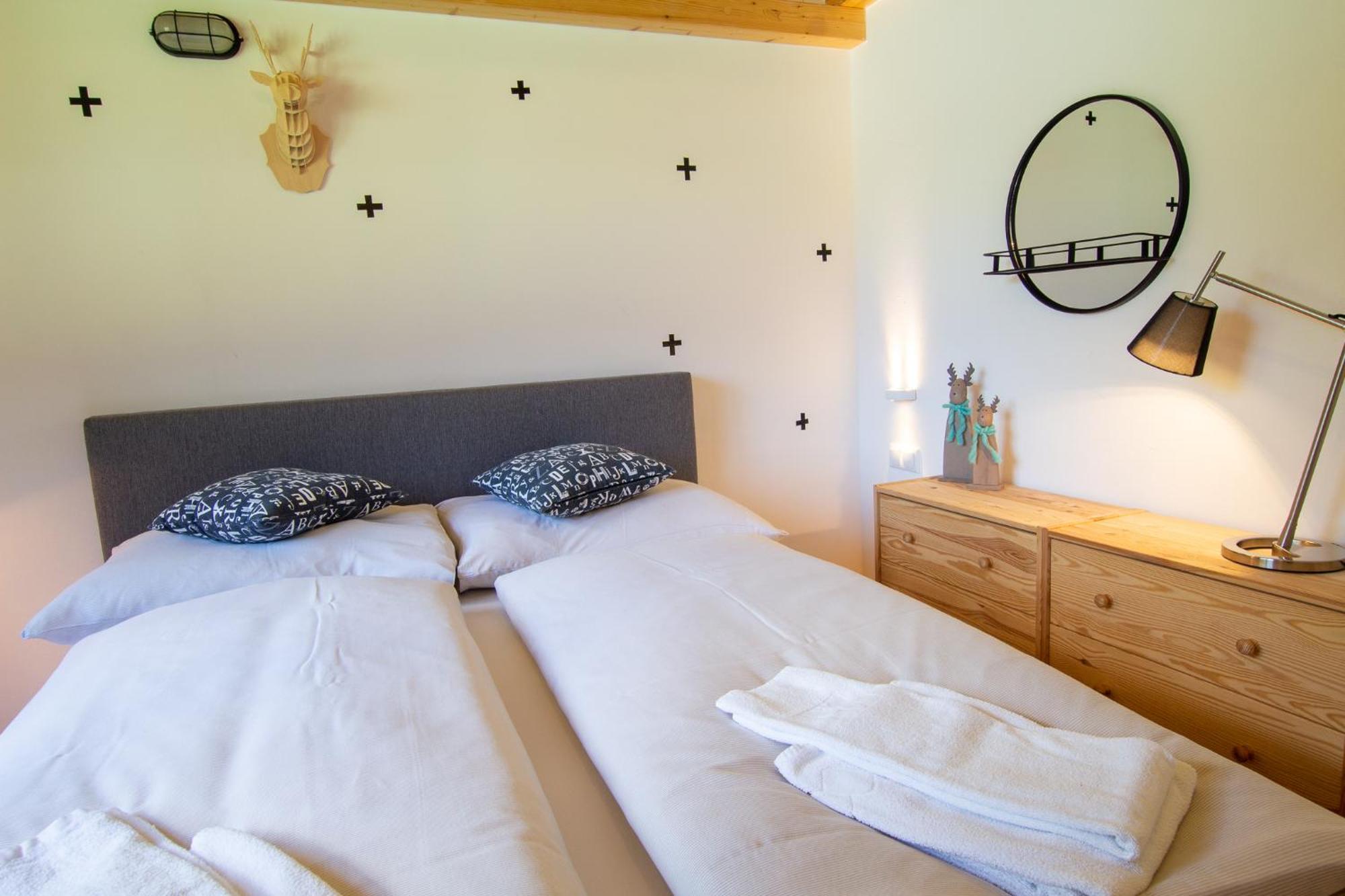 Tauerndorf Enzingerboden Ski In&Out - Steinbock Lodges ภายนอก รูปภาพ