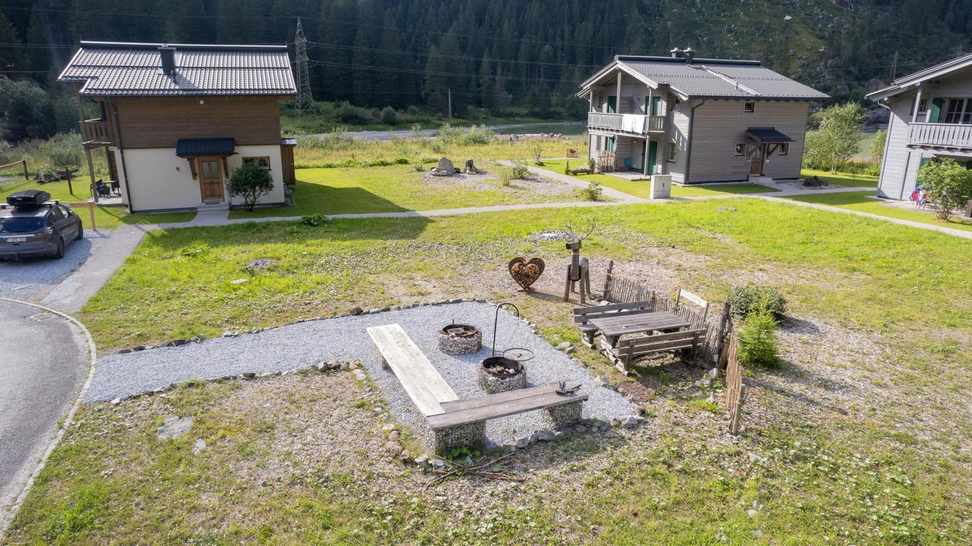 Tauerndorf Enzingerboden Ski In&Out - Steinbock Lodges ภายนอก รูปภาพ