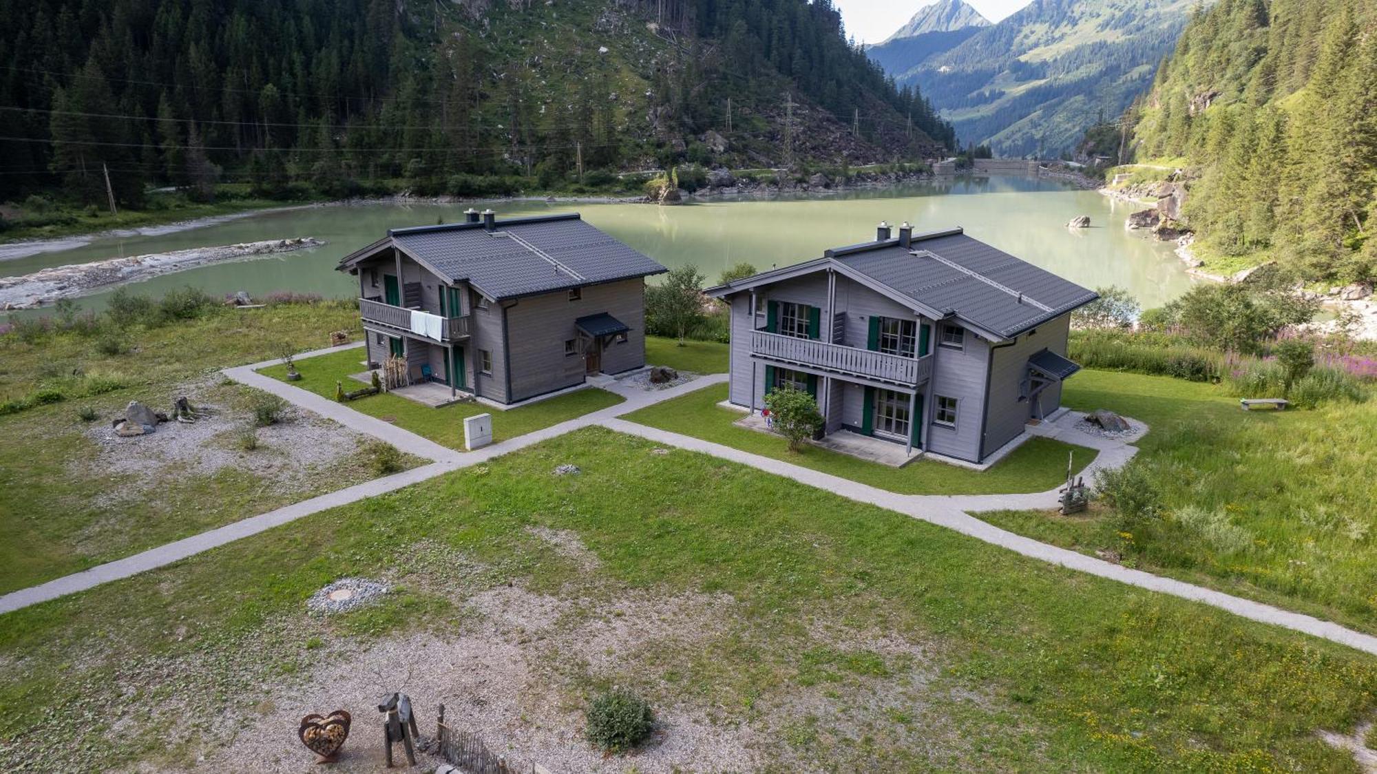 Tauerndorf Enzingerboden Ski In&Out - Steinbock Lodges ภายนอก รูปภาพ