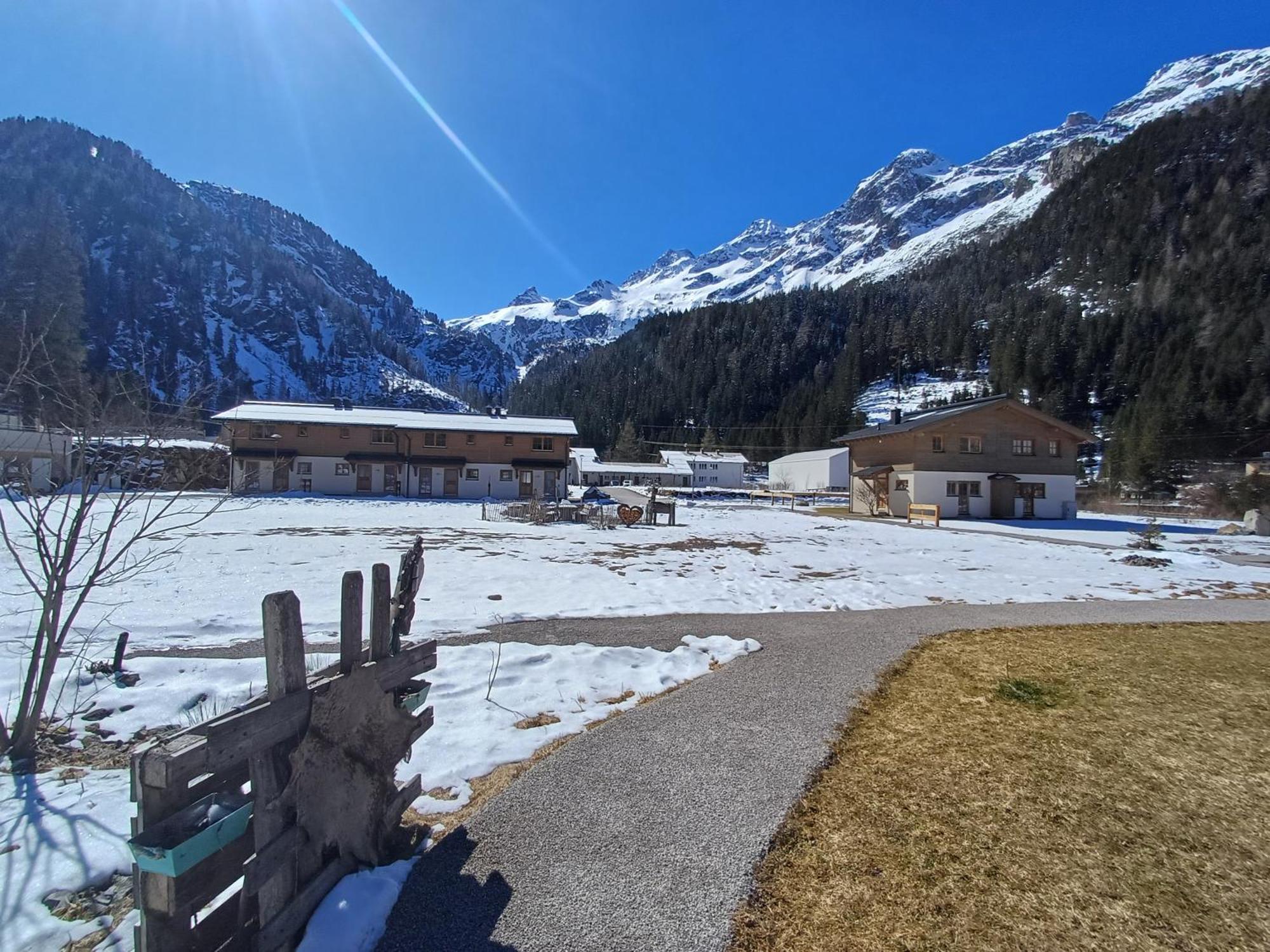 Tauerndorf Enzingerboden Ski In&Out - Steinbock Lodges ภายนอก รูปภาพ
